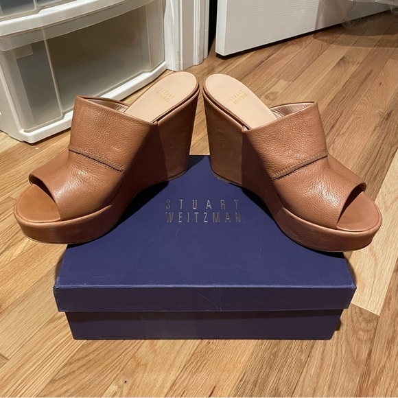 NEVER WORN Stuart Weitzman Tan Leather Mule Wedges - Picture 2 of 7